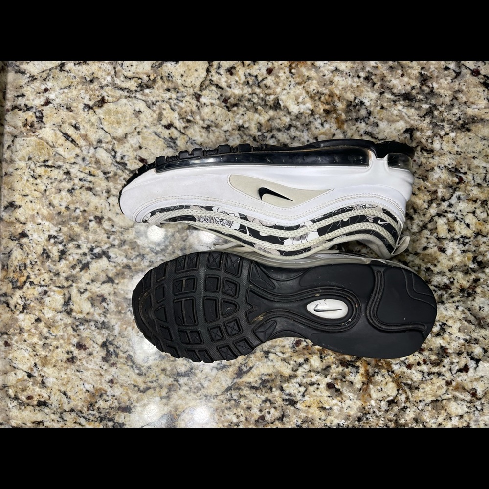 Nike Wmns Air Max SE Floral - Picture 5 of 6